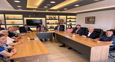 İYİ Parti'nin saha çalışmasının üçüncü gününde 129 ziyaret yapıldı 