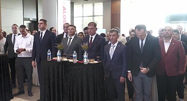 İzmir’de Aliağa-Kent merkezi arasında sıfır emisyonlu otobüs hattı açıldı