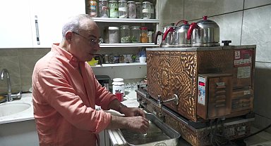 İzmir’de kahve ve çaya zam: Çay bahçelerinde çay 40, kahve 50 TL'den satılacak