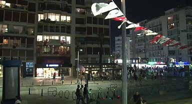 İzmir’in kurtuluşunun 103. yılında fener alayı düzenlendi