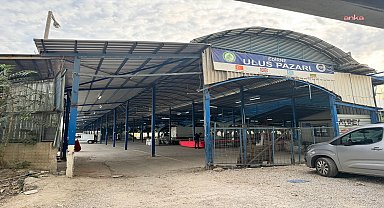 Kapatılan Ulus Pazarı mahkeme kararıyla yeniden açıldı