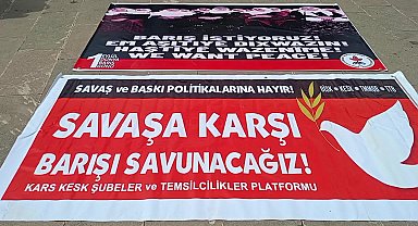 Kars'ta 1 Eylül Dünya Barış Günü'nde barış zinciri oluşturuldu