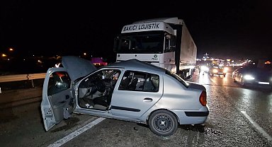 Kırıkkale'de TIR ile otomobil çarpıştı: Aynı aileden 6 kişi yaralandı