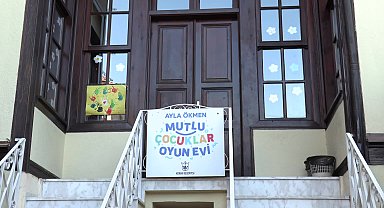 Konak Belediye Başkanı Mutlu, Oyun Evi’nin minikleriyle buluştu