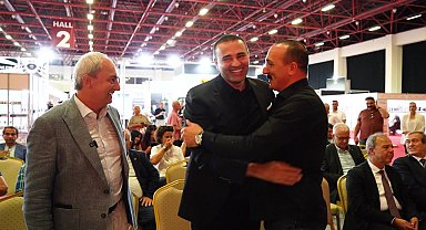 Konyaaltı Belediye Başkanı Kotan, Kozmetik Fuarı açılışına katıldı