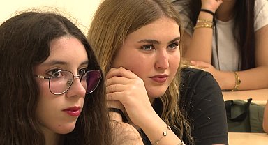 Konyaaltı Belediyesi Gürsu Etüt Merkezi’nde dersbaşı yapıldı