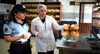 Kuşadası Belediyesi’nden ekmek fırınlarında hijyen ve gramaj denetimi