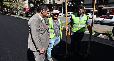 Kütahya Belediye Başkanı Kahveci, Menderes Caddesi’ndeki asfalt çalışmalarını inceledi