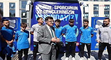 Kütahya Belediyesi'nden Kütahyaspor'a araç desteği