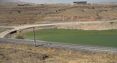 Malatya’da Beylerderesi Barajı’nda su seviyesi kritik düzeye indi