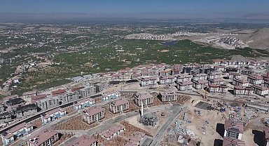 Malatya Valisi Yavuz: “Doğunun incisi Malatya’yı yeniden inşa ediyoruz”