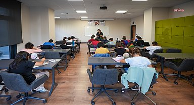 Maltepeli öğrenciler, sınavlara belediye kurslarıyla hazırlanıyor