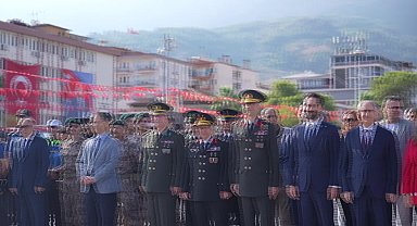 Manisa Büyükşehir Belediye Başkanı Dutlulu: “Manisa’mızın kurtuluşundan aldığımız ilhamla ülkemizi daha aydınlık yarınlara taşımaya kararlıyız”