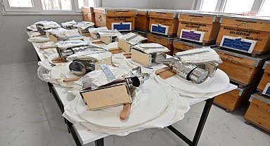 Manisa Büyükşehir Belediyesi’nden Kırkağaçlı kadınlara arıcılık desteği