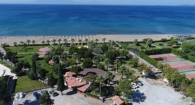 Menderes'in Gümüldür sahilindeki o park baştan yaratıldı: İşte Sunal Tülbentçi Parkı'nın yeni hali