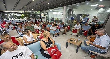 Mersin’de emeklilere özel Türk halk müziği konseri