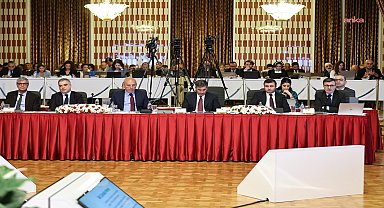 Milli Dayanışma Kardeşlik ve Demokrasi Komisyonu toplantısı... Doç. Dr. Hatem Ete: “Bundan sonraki aşama, hem toplumsal hem siyasal dinamiklerin daha şeffaf olacağı, daha zor bir döneme giriyoruz”