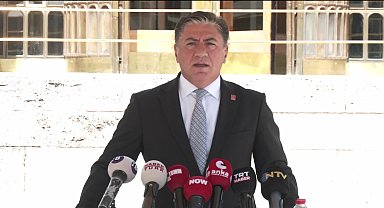 Murat Emir'den 'kayyum' tepkisi: Saraydan cesaret alıyor, sarayın CHP içerisindeki aparatları bunlar
