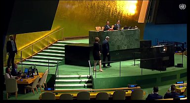 Netanyahu, BM Genel Kurulu'nda konuşmaya başlayınca salon boşaldı