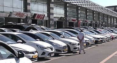 Otomobil ithalatına ek vergi... BOD Başkan Yardımcısı Yıldız: “Araç almak isteyenler biraz bekleyip, bu yasa uygulandıktan sonra almalı”