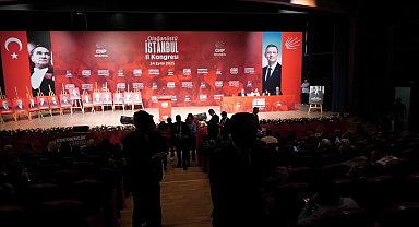 Özgür Çelik, yeniden CHP'nin İstanbul İl Başkanı seçildi