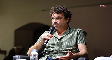 Özgür Mumcu Selçuklularla buluştu