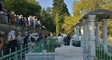 'Sanat Güneşi' Zeki Müren, vefatının 29'uncu yılında Bursa’da anıldı