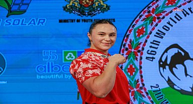 Sancaktepeli sporcu Melek Şahin’den bir haftada üç dünya şampiyonluğu