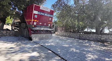 Silifke Belediyesi, kırsal mahallelere yol yatırımlarını sürdürüyor 