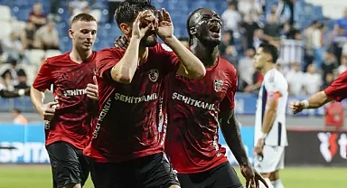 Süper Lig'de gol düellosu nefes kesti: Gaziantep FK deplasmanda Kasımpaşa'yı yıktı geçti