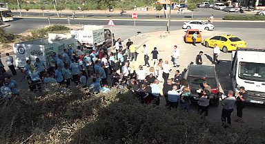 Yenişehir Belediye Başkanı Özyiğit, vatandaşlarla birlikte çevre temizliği yaptı