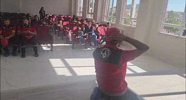 Adıyaman Belediyesi’nden anaokulu öğrencilerine deprem farkındalığı eğitimi