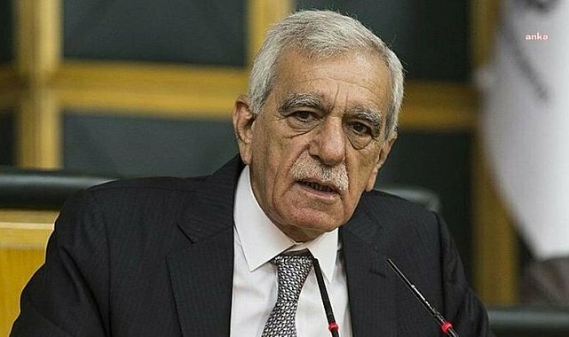 Ahmet Türk, Mardin Büyükşehir Belediyesi'ne kayyum atanmasına gerekçe olarak gösterilen davadan beraat etti