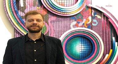 Akademisyen ve yazar Emrah Gülsunar: Gözaltına alınıyorum