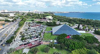 Antalya Kitap Fuarı kapılarını açtı... Muhittin Böcek: 