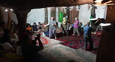 Arapgir Onar Köyü’nde Anadolu’nun ilk cemevi: 800 yıllık “Tarihi Büyük Ocak Cemevi” hâlâ ayakta