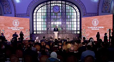 Bakan Ersoy'dan Haydarpaşa ve Sirkeci açıklaması: “Tarihi varlıklarımız bilimsel test ve analizlerle korunuyor” 