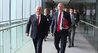 Bakan Güler, Birleşik Krallık Savunma Bakanı Healey ile görüştü