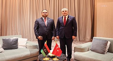 Bakan Işıkhan, Doha'da Libya Çalışma Bakanı Azum ile görüştü