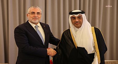 Bakan Vedat Işıkhan, Katarlı mevkidaşı Smaikh Al Marri ile görüştü