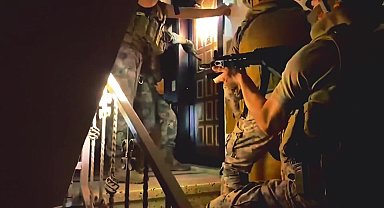 Bakan Yerlikaya: “8 ilde düzenlenen eş zamanlı operasyonlarda 171 sokak satıcısı tutuklandı”