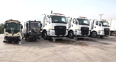 Balıkesir Büyükşehir Belediyesi, kent genelinde temizlik hizmetlerini sürdürüyor