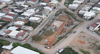 Bandırma'da altyapı ve peyzaj çalışmaları sürüyor