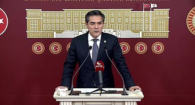 Buğra Kavuncu: TBMM çatısı altında terör örgütü liderinin adını anan bu güruhu ve siyasi partiyi protesto ediyoruz