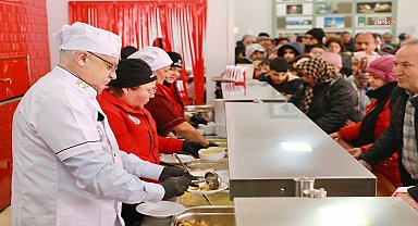 Burhaniye Belediyesi Kent Lokantası'nda 