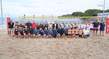 Burhaniye Geleneksel Ören Atatürk Kupası Plaj Voleybolu Turnuvası başladı