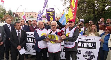 Büro Emekçileri Sendikası üyeleri, TBMM önünde 2026 yılı bütçesine tepki gösterdi: Sefalete teslim olmayacağız