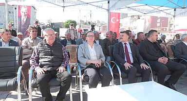  Bursa Büyükşehir Belediyesi'nden 200 üreticiye 5 ton İtalyan çimi desteği 