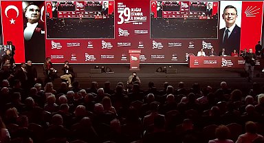 CHP 39. Olağan İstanbul İl Kongresi... İmamoğlu'nun mesajı kongrede okundu: “Nice partililer gelip geçmiş, CHP hep dimdik ayakta kalmıştır. Yine öyle olacak”