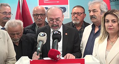 CHP Aksaray İl Başkanı Özdemir, CHP Aksaray İl Kongresi'nde başkanlık için adaylığını açıkladı
